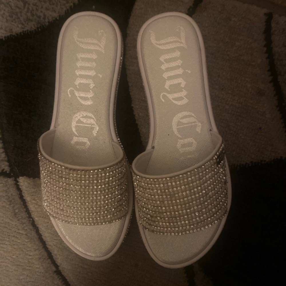 Juicy Couture Silver Rhinestone Sandals - Picture 3 of 4